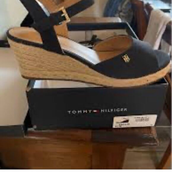 Tommy Hilfiger TWGALLIE Espadrilles Women Wedges Ankle Buckle Blu Sandals9.5 NWT - Picture 2 of 12